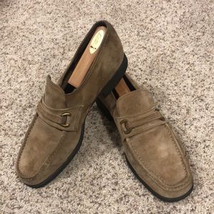Retro Suede Hush Puppies